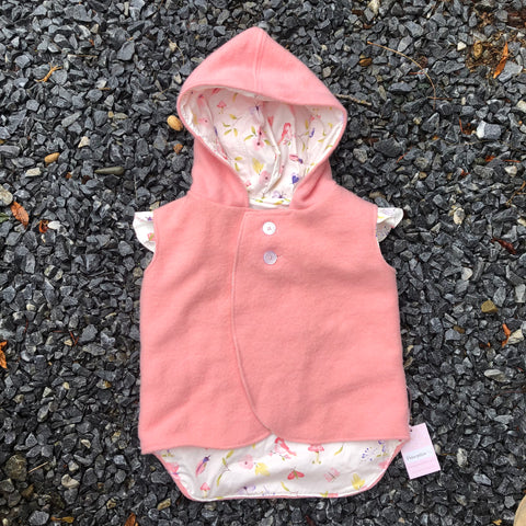 Size 5 Pink with white floral and frills