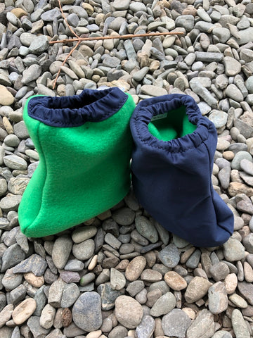 Littlies Navy/Kermit green shoe covers