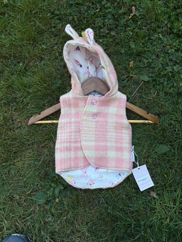 Size 000 Pink and white tartan with white floral and teddy ears