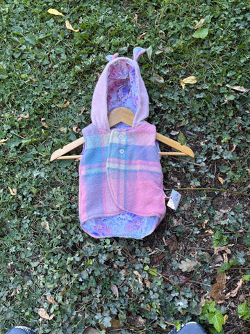 Size 00 Pink and blue tartan with white floral and teddy ears