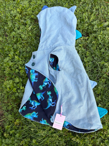 Size 5 Blue with dark blue dino and spikes
